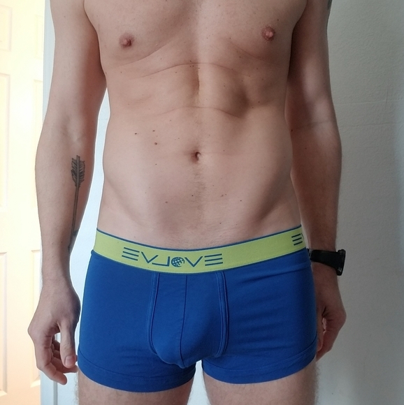 Meet your Posher! - Picture 3 of 3